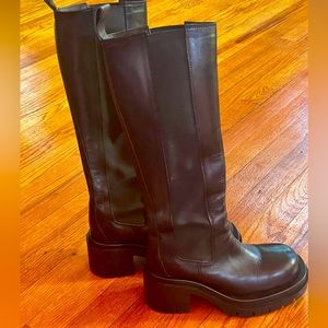 Bottega Veneta tall knee boots size 39